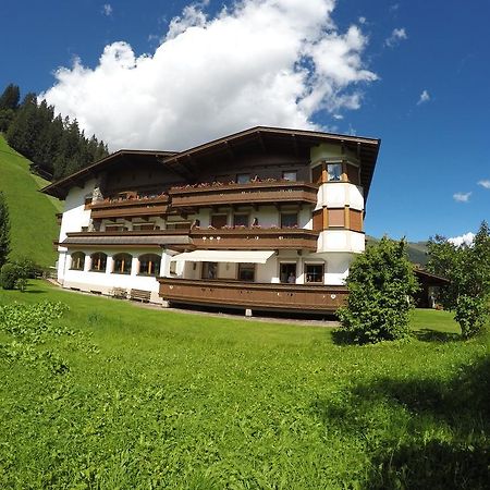 Gaestehaus Alpenland Тукс Экстерьер фото