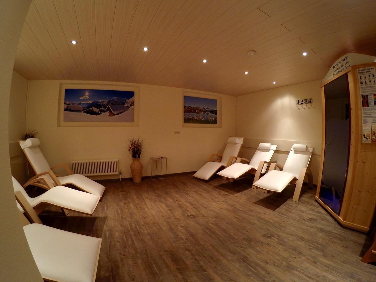 Gaestehaus Alpenland Тукс Экстерьер фото